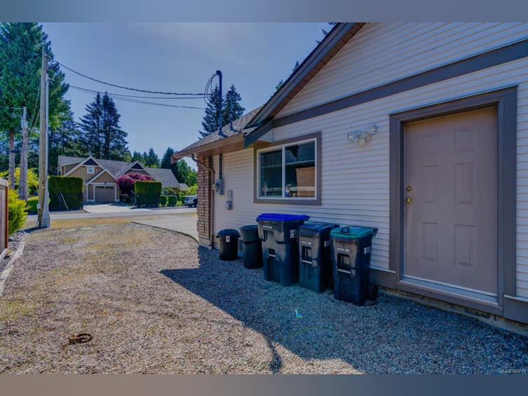 637 Maple Street, Qualicum Beach, BC, V9K 1J3 - 12