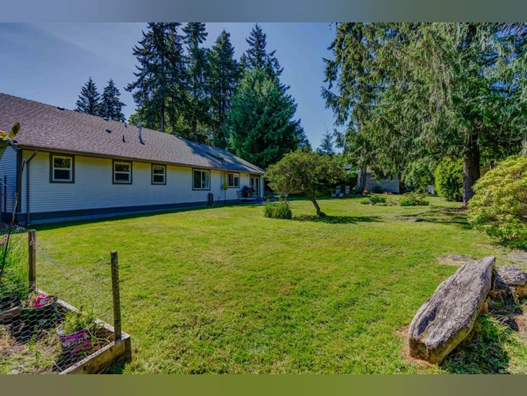 637 Maple Street, Qualicum Beach, BC, V9K 1J3 - 19