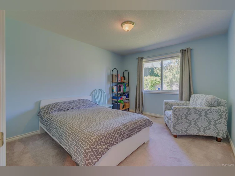637 Maple Street, Qualicum Beach, BC, V9K 1J3 - 32