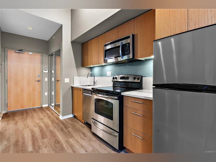 104-834 Johnson Street, Victoria, BC, V8W 1N3 - 9