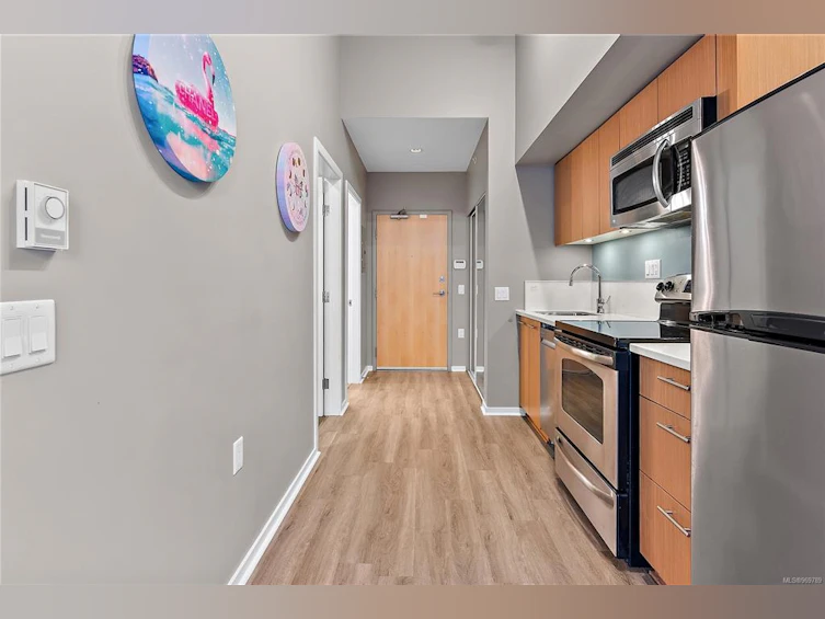 104-834 Johnson Street, Victoria, BC, V8W 1N3 - 10