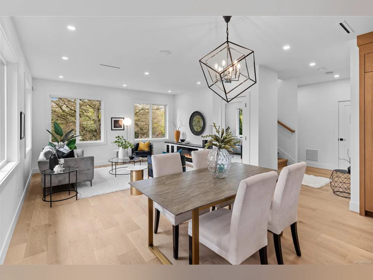 931 Redfern Street, Victoria, BC, V8S 4E7 - 11