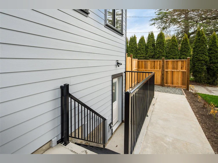 931 Redfern Street, Victoria, BC, V8S 4E7 - 37