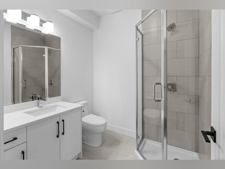 931 Redfern Street, Victoria, BC, V8S 4E7 - 45