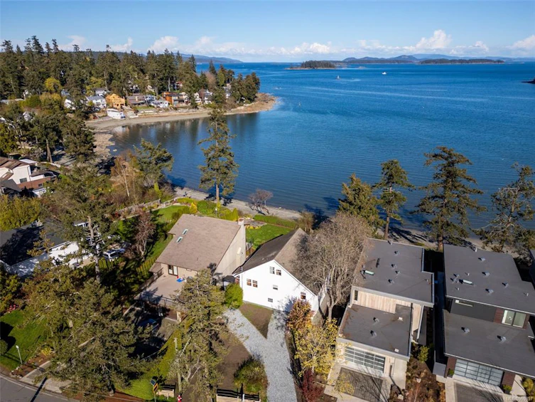 10393 Allbay Road, Sidney, BC, V8L 2N8 - 4