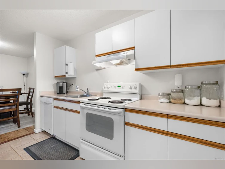 205-3089 Barons Road, Nanaimo, BC, V9T 3Y6 - 15