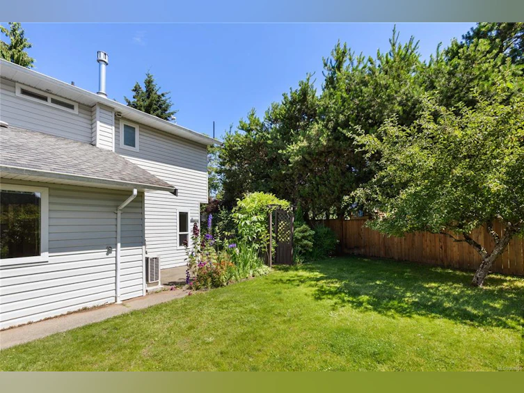 5930 Cody Place, Nanaimo, BC, V9V 1J7 - 40