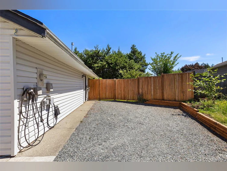 5930 Cody Place, Nanaimo, BC, V9V 1J7 - 41