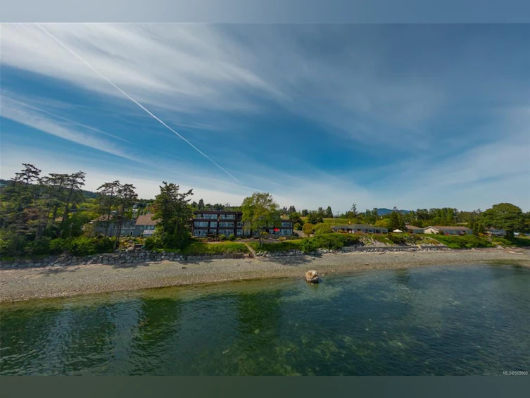 101-9115 Lochside Drive, North Saanich, BC, V8L 1N1 - 28