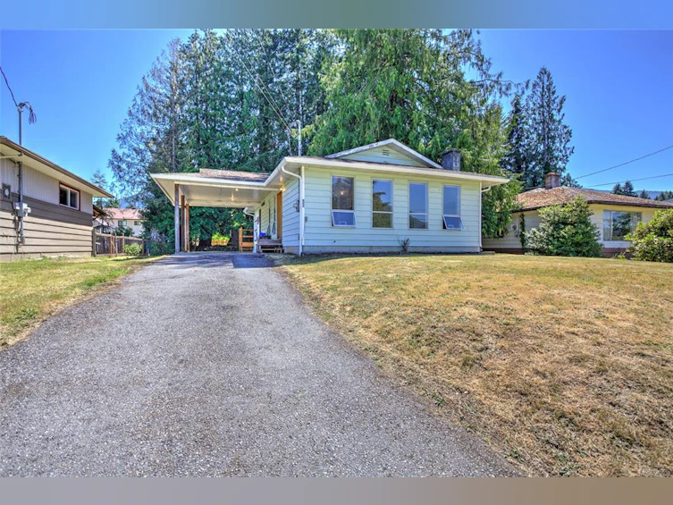 156 Sahtlam Avenue, Lake Cowichan, BC, V0R 2G0 - 2