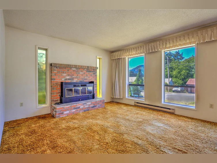 156 Sahtlam Avenue, Lake Cowichan, BC, V0R 2G0 - 8