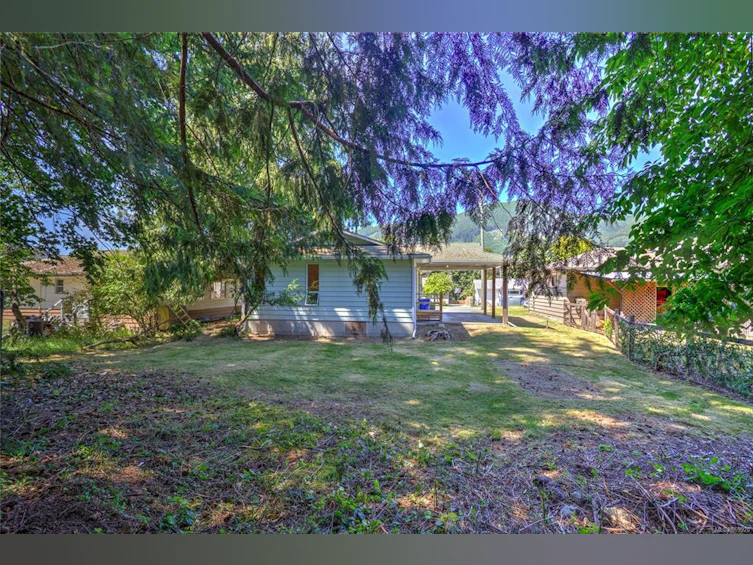 156 Sahtlam Avenue, Lake Cowichan, BC, V0R 2G0 - 33