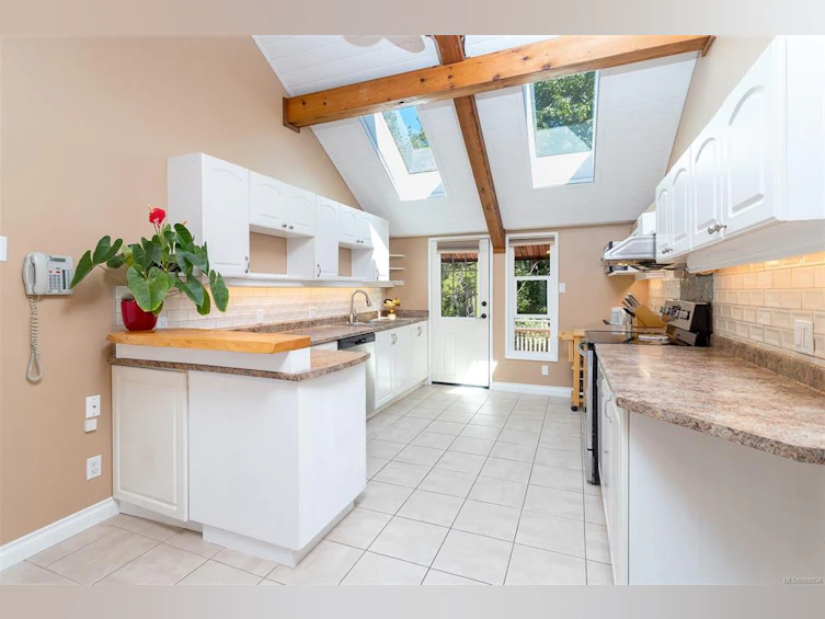 3013 Manzer Road, Sooke, BC, V9Z 0C9 - 12