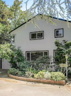 4886 West Saanich Road