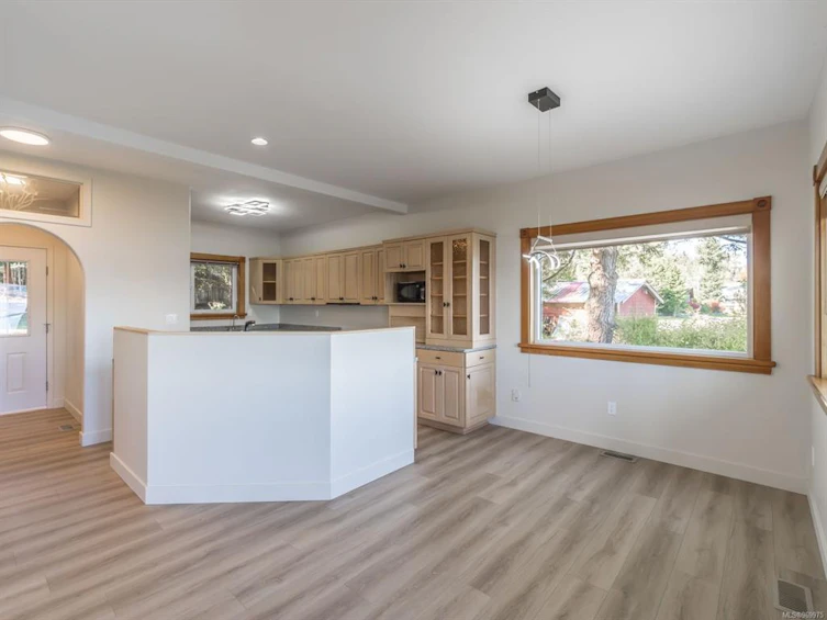 7403 S Island Highway, Fanny Bay, BC, V0R 1W0 - 61