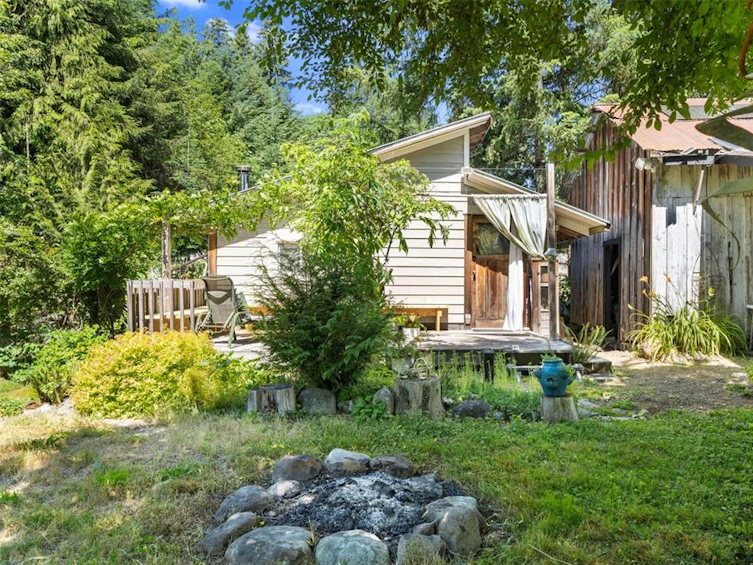 10226 South South Shore Road, Honeymoon Bay, BC, V0R 1Y0 - 22