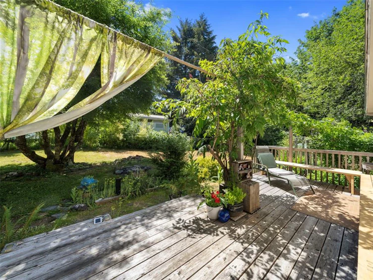 10226 South South Shore Road, Honeymoon Bay, BC, V0R 1Y0 - 35