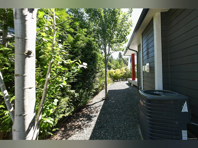 4018 Southwalk Drive, Courtenay, BC, V9N 0B4 - 48