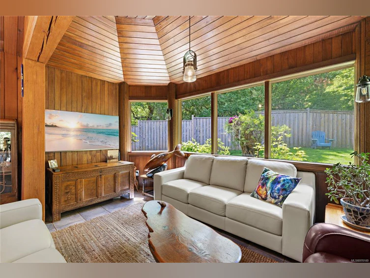 1560 Winchester Road, Hilliers, BC, V9K 1Y2 - 6