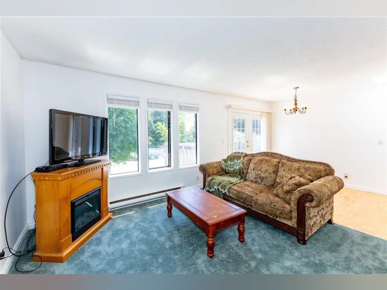 2563 Spring Road, Campbell River, BC, V9W 4V8 - 11