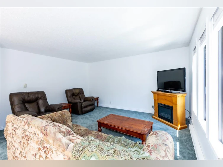 2563 Spring Road, Campbell River, BC, V9W 4V8 - 12