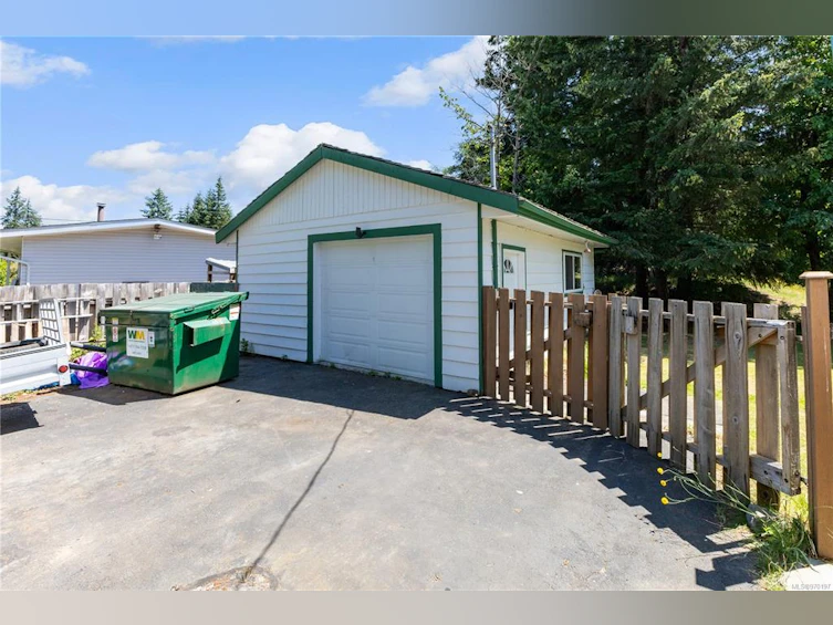 2563 Spring Road, Campbell River, BC, V9W 4V8 - 43
