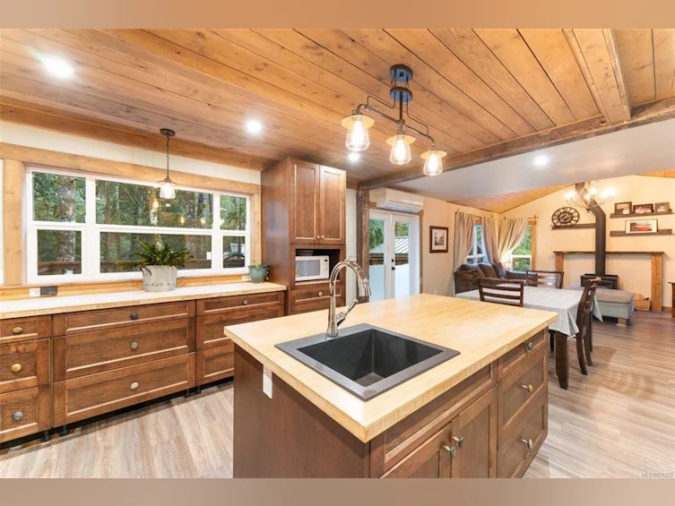 7376 Peri Road, Lake Cowichan, BC, V0R 2G0 - 29