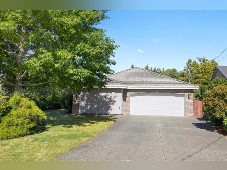 761 Mulholland Drive, French Creek, BC, V9P 2K4 - 41