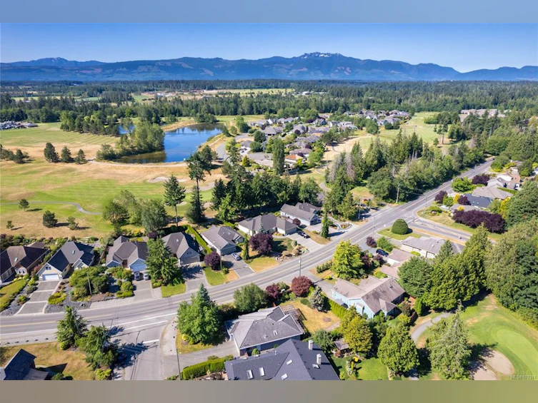 761 Mulholland Drive, French Creek, BC, V9P 2K4 - 49