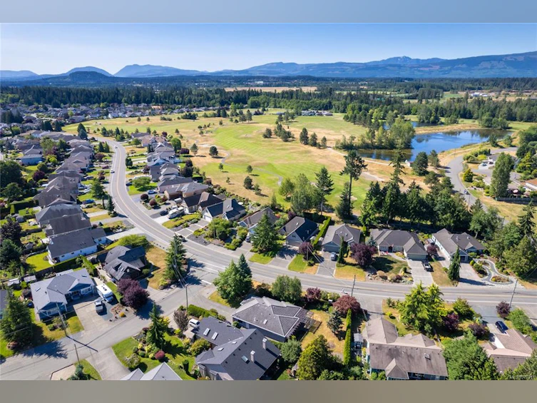 761 Mulholland Drive, French Creek, BC, V9P 2K4 - 50