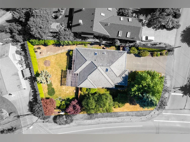761 Mulholland Drive, French Creek, BC, V9P 2K4 - 9