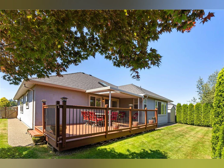 727 Chartwell Boulevard, Qualicum Beach, BC, V9K 2J4 - 2