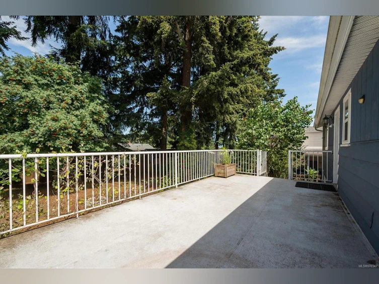 1240 Strathmore Street, Nanaimo, BC, V9S 2L9 - 13