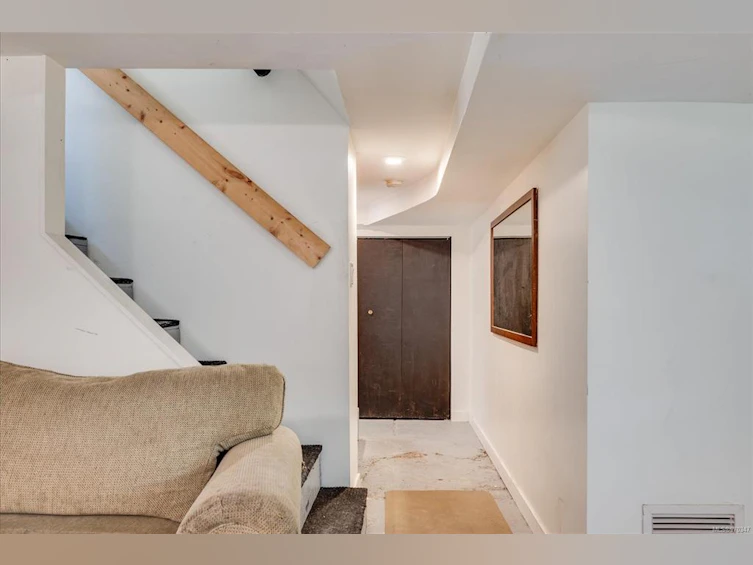 1240 Strathmore Street, Nanaimo, BC, V9S 2L9 - 23