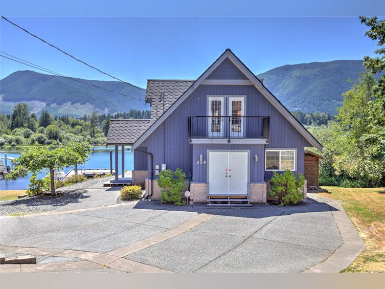 258 North Shore Road, Lake Cowichan, BC, V0R 2G0 - 4