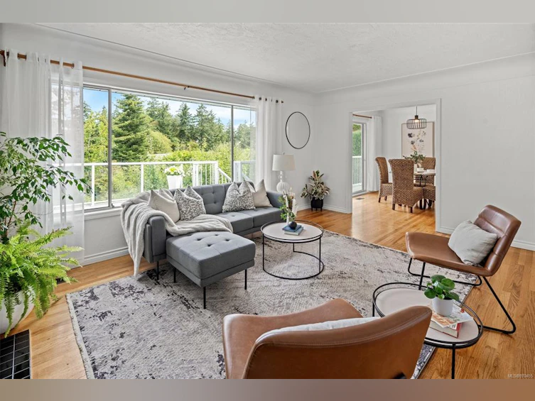 2405 Alpine Crescent, Saanich, BC, V8N 4B5 - 14