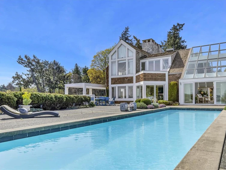 4035 Locarno Lane, Saanich, BC, V8N 3Z9 - 3