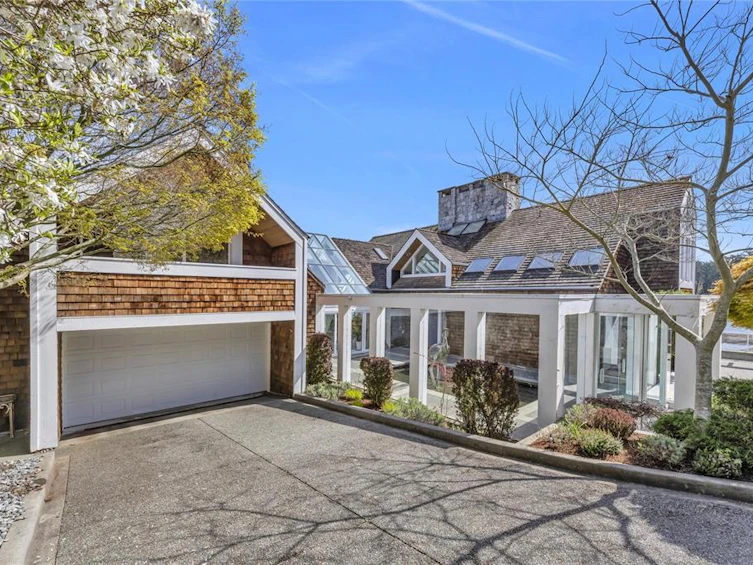 4035 Locarno Lane, Saanich, BC, V8N 3Z9 - 10
