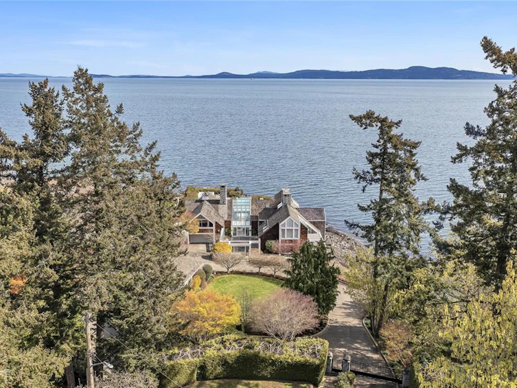 4035 Locarno Lane, Saanich, BC, V8N 3Z9 - 15