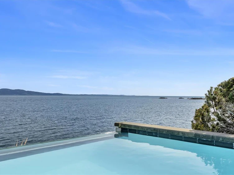 4035 Locarno Lane, Saanich, BC, V8N 3Z9 - 16