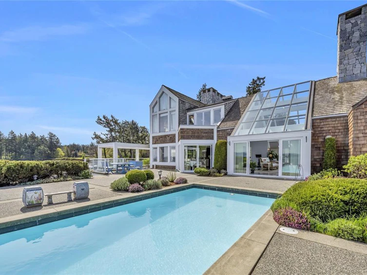 4035 Locarno Lane, Saanich, BC, V8N 3Z9 - 19