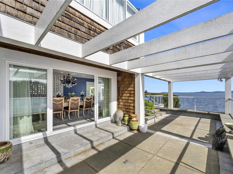 4035 Locarno Lane, Saanich, BC, V8N 3Z9 - 41