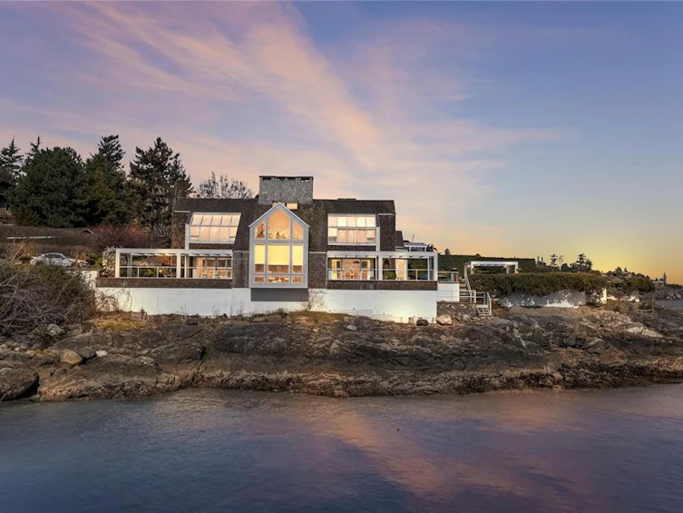 4035 Locarno Lane, Saanich, BC, V8N 3Z9 - 73