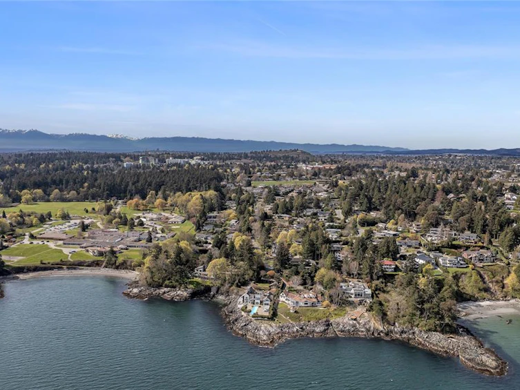 4035 Locarno Lane, Saanich, BC, V8N 3Z9 - 76