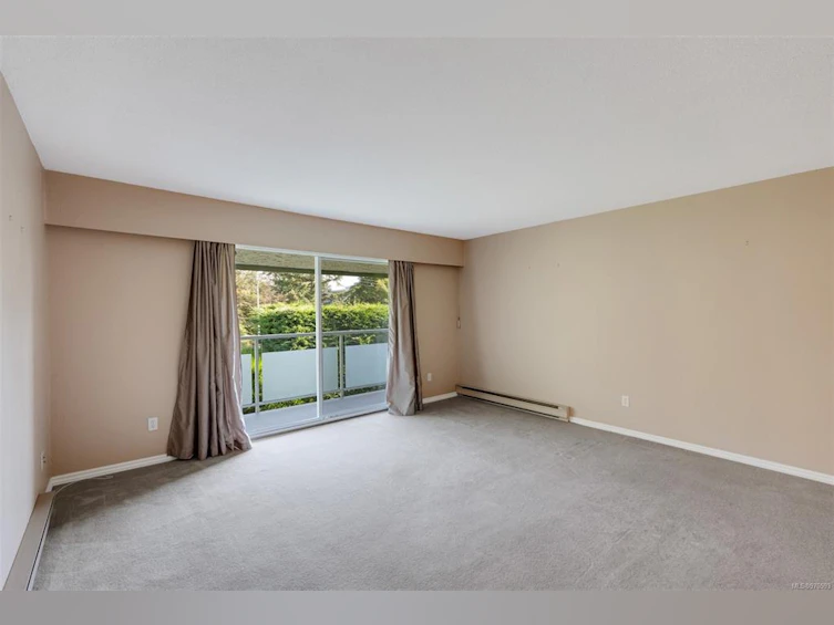 408-1490 Garnet Road, Saanich, BC, V8P 5L1 - 3