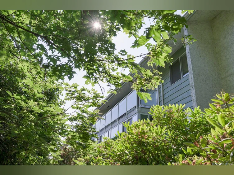 408-1490 Garnet Road, Saanich, BC, V8P 5L1 - 31