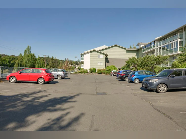 408-1490 Garnet Road, Saanich, BC, V8P 5L1 - 38