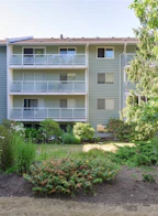 408 1490 Garnet Road