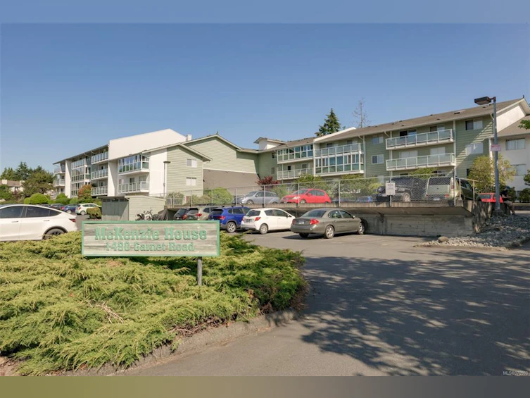 408-1490 Garnet Road, Saanich, BC, V8P 5L1 - 33