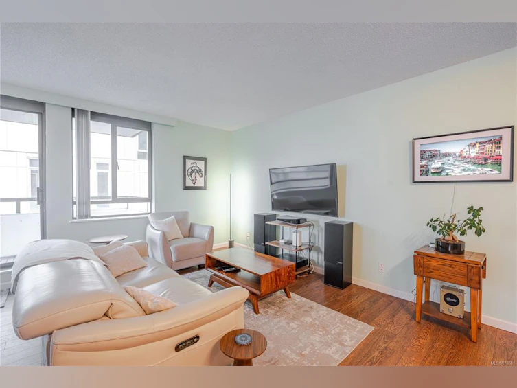 604-1034 Johnson Street, Victoria, BC, V8V 3N7 - 2